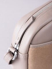 Lakeland Leather Taupe Coniston Cross Body Camera Bag - Image 5 of 7