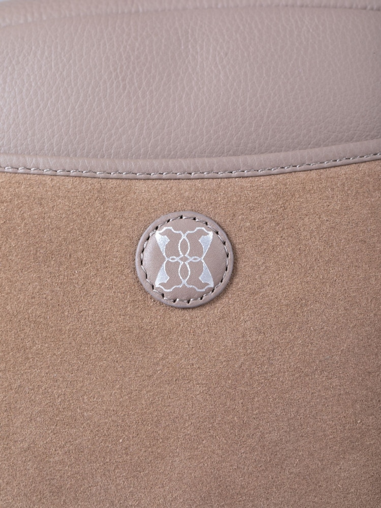 Lakeland Leather Taupe Coniston Cross Body Camera Bag - Image 7 of 7