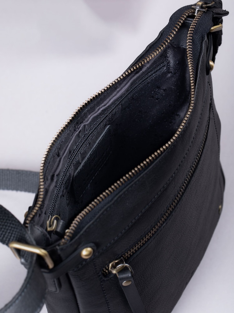 Lakeland Leather Black Harstone Large Cross Body Bag - Image 5 of 7