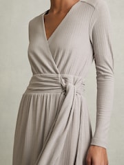 Серый - Reiss Madeline Jersey Wrap-Tie Midi Dress - Image 3 of 6