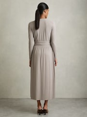 Серый - Reiss Madeline Jersey Wrap-Tie Midi Dress - Image 4 of 6