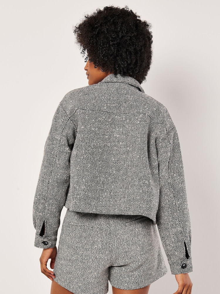 Apricot Black Textured Cropped Shacket - Image 2 of 5 Apricot Black Textured Cropped Shacket - Image 2 of 5