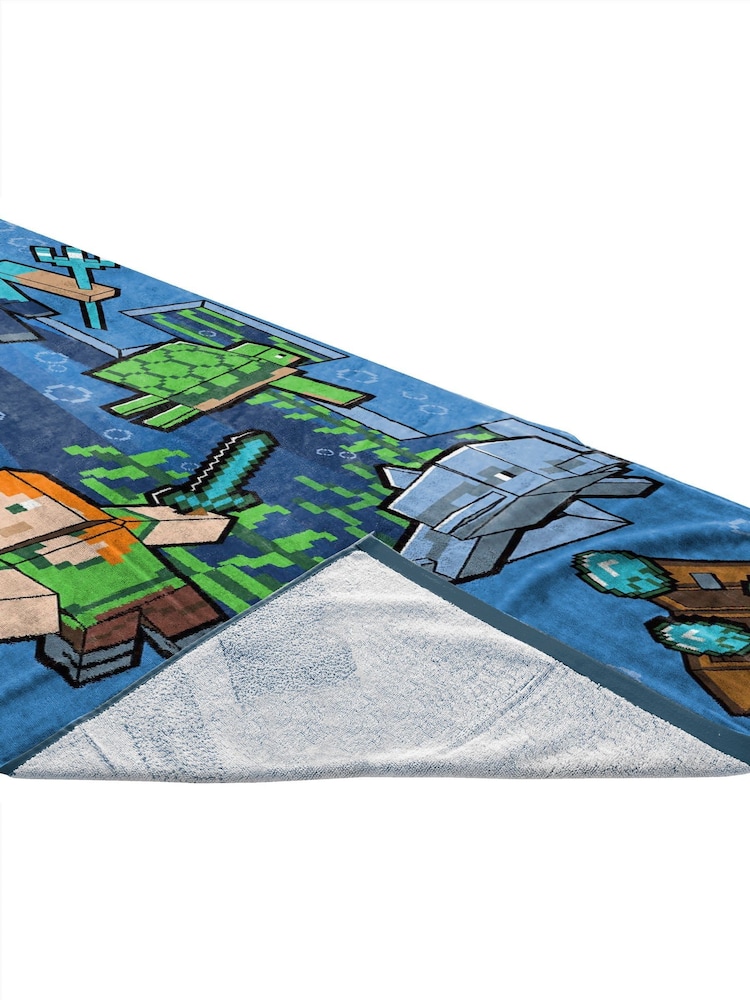 Minecraft Blue Underwater Adventure Beach Towel - Image 3 of 3