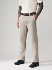 Hell Steinfarben - Gerade Passform - Weiche Chinohose mit Gürtel - Bild 1 von 10