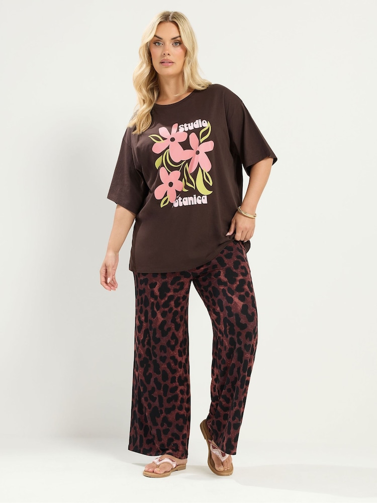 Yours Curve Brown Floral Graphic Print T-Shirt - Image 2 of 5 Yours Curve Brown Floral Graphic Print T-Shirt - Image 2 of 5