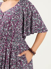 Yours Curve Black Ditsy Floral Smock Mini Dress - Image 4 of 6