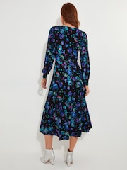 Joe Browns Blue Petite Floral Midi Jersey Dress with Elasticated Cuffs - Image 4 of 5