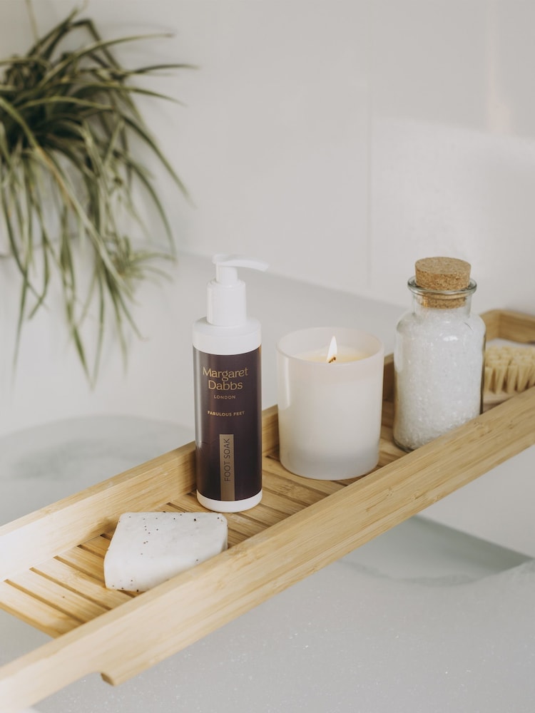 Margaret Dabbs London London Hydrating Foot Soak - Image 3 of 3