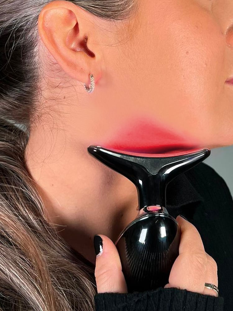 Stylpro Fabulous Firmer LED Massaging Neck and Face Smoother Device - Image 5 of 5