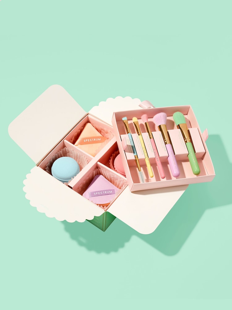 Spectrum Collections Patisserie Box Brush Sponge and Powder Puff Gift Set - Image 4 of 4