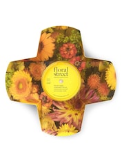 Floral Street Vanilla Bloom Candle - Image 4 of 5