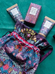 William Morris At Home Multi Velvet Bird and Yare Pouch Gift Set - Image 4 of 5
