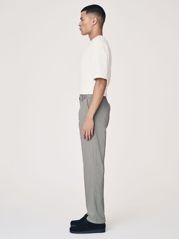 Gris clair - Ajustement droit - Pantalon chino stretch - Image 4 of 10