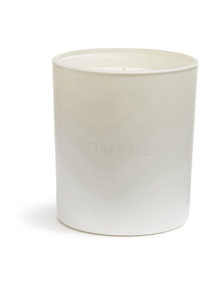 Cowshed Relax Calming Room Candle 220g - Image 1 of 2
