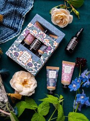 William Morris At Home Beautiful Sleep Body Ritual (Refining Body Wash 30ml,  Body Oil 30ml & Body Cream 30ml) - Image 4 of 4
