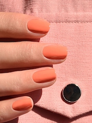 Manucurist Green Flash LED Gel Nail Polish - Image 4 of 7