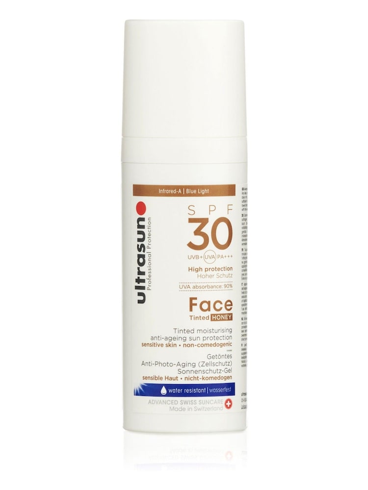 Ultrasun SPF 30 Tinted Face Cream 50ml - Image 2 of 2