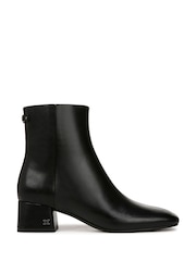 حذائين (2) بوت بطول الكاحل تشكيلة Paige من Sam Edelman - صورة 2 من 7