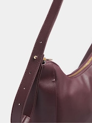Yours Curve Red Faux Leather Slouched Shoulder Bag - Image 4 of 4