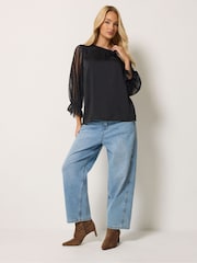 Blusa de manga plisada de M&Co - Imagen 2 de 6