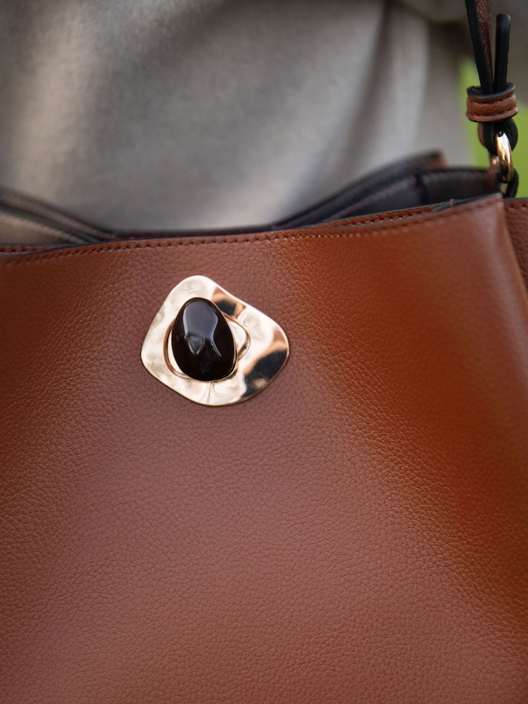 Bolso tote marrón Henri Hobo de Luella Grey - Imagen 6 de 6 Bolso tote marrón Henri Hobo de Luella Grey - Imagen 6 de 6