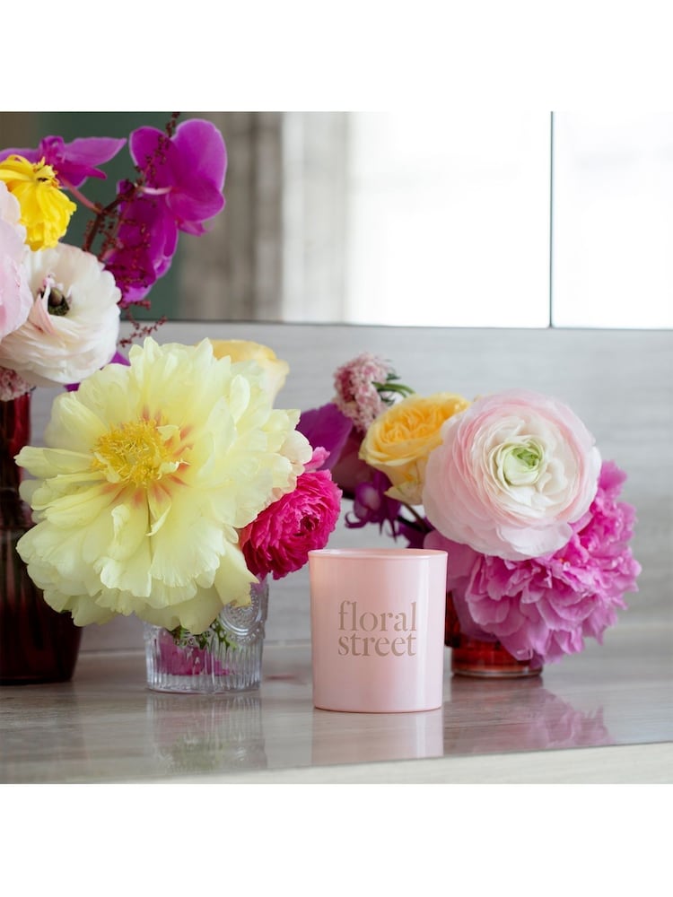 Floral Street Wonderland Bloom Candle - Image 5 of 5