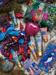 Heathcote & Ivory Merry Wild Back To Nature Multi Gift Set - Image 3 of 3