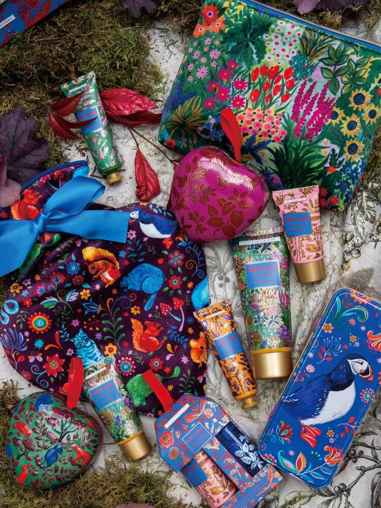 Heathcote & Ivory Merry Wild Back To Nature Multi Gift Set - Image 3 of 3
