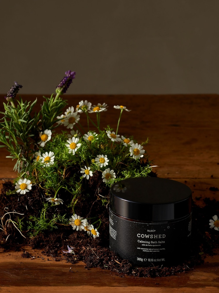 Cowshed Sleep Bath Salts 300g - Image 2 of 2