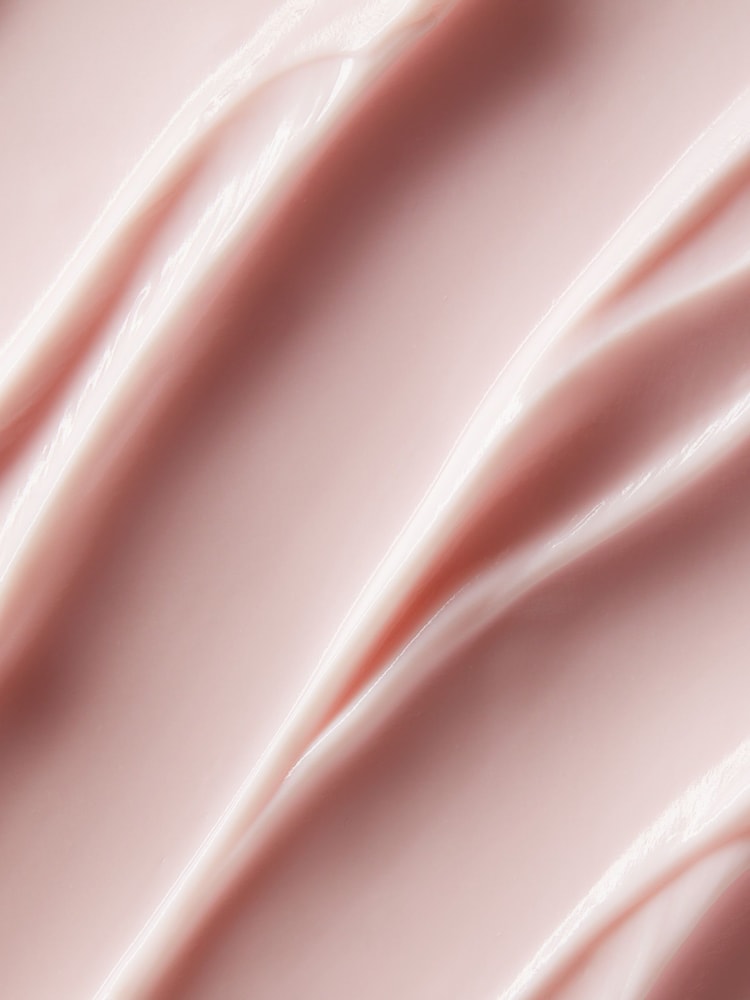 Sanctuary Spa Lily & Rose Body Butter 300ml - Image 4 of 4