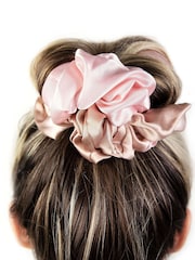 Brush Works Heatless Curling Scrunchie - Image 4 of 4