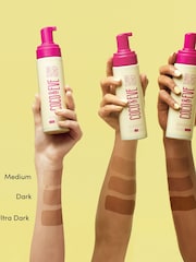 Coco & Eve Sunny Honey Bali Bronzing Self Tan Foam Full Size - Image 3 of 5