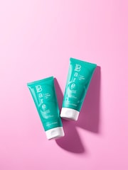 Bare By Vogue Tinted Gradual Tanning Lotion - Image 3 of 5
