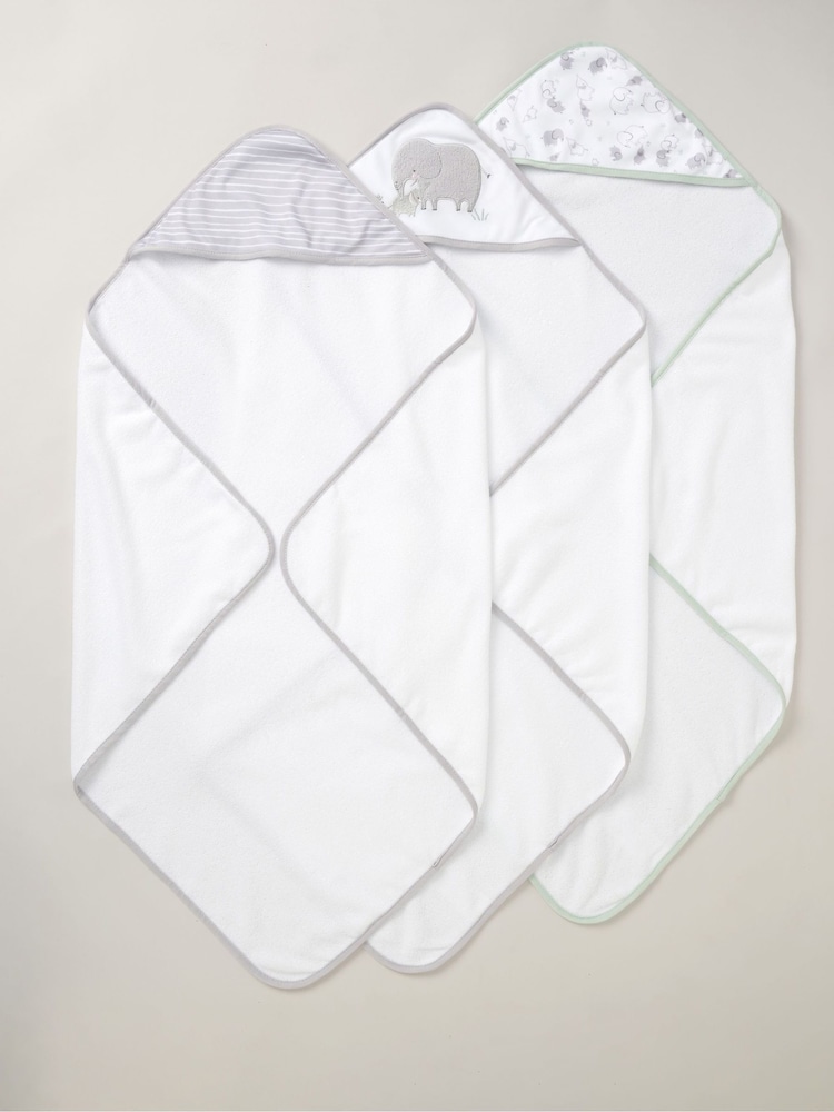 Snuggle Tots Hooded Towels and Wash Cloths 3 Pack - Image 2 of 3
