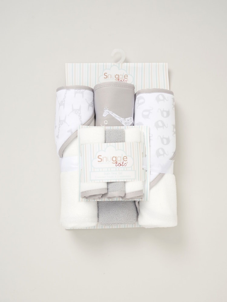 Snuggle Tots Hooded Towels and Wash Cloths 3 Pack - Image 1 of 3