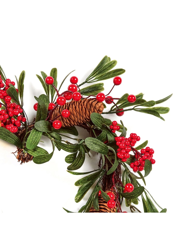 Premier Decorations Ltd Green 45cm Heart Berry Wreath - Image 2 of 2 Premier Decorations Ltd Green 45cm Heart Berry Wreath - Image 2 of 2