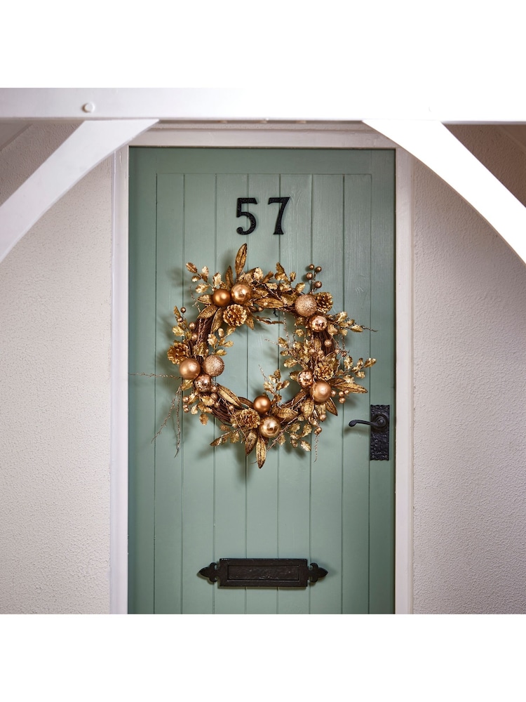 Premier Decorations Ltd 55cm Rose Gold Christmas Wreath - Image 1 of 2 Premier Decorations Ltd 55cm Rose Gold Christmas Wreath - Image 1 of 2