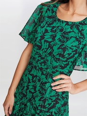 Gina Bacconi Green Annette Chiffon Dress - Image 4 of 7