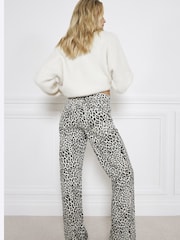 River Island Brown Relaxed High Rise Straight Leopard Print 100% Cotton Jeans - Image 1 of 7