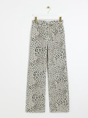 River Island Brown Relaxed High Rise Straight Leopard Print 100% Cotton Jeans - Image 6 of 7