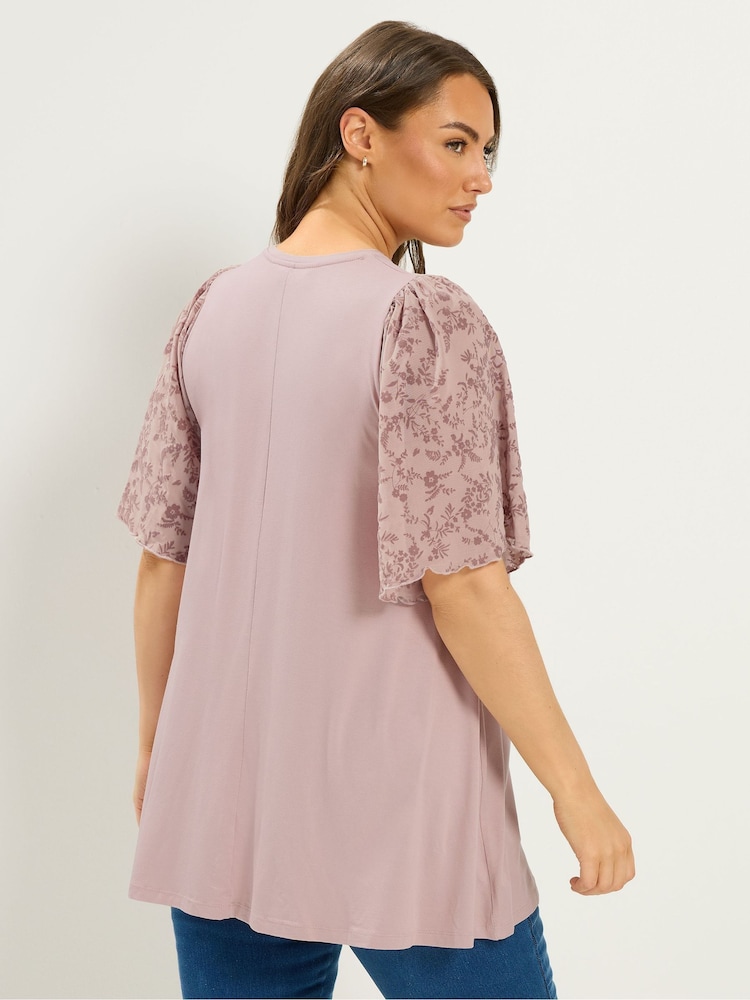 Yours Curve Pink Pleated Front Mesh Sleeve Top - Image 2 of 5 Yours Curve Pink Pleated Front Mesh Sleeve Top - Image 2 of 5