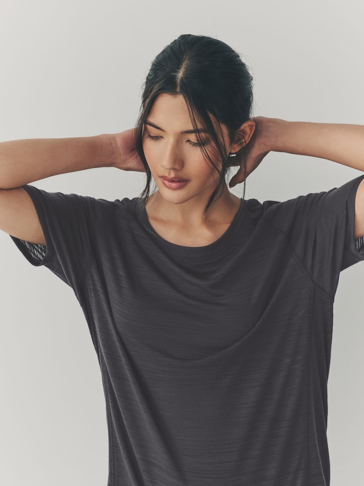 Gris de charbon de bois - Col rond Lightweight Manches courtes T-shirt - Image 6 of 9