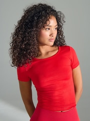 Rouge - T-shirt Seamless Active Manches courtes - Image 1 of 8