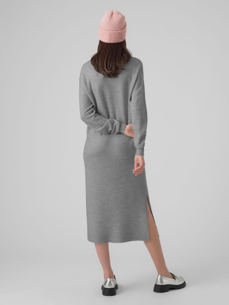 VERO MODA Grey Round Neck Knitted Midi Dress With Side Split - Image 2 of 3 VERO MODA Grey Round Neck Knitted Midi Dress With Side Split - Image 2 of 3