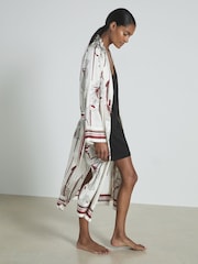 Reiss Amanda satijnen bedrukte kamerjas - Image 1 of 4