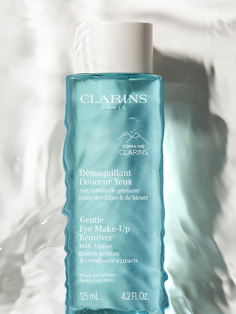 Clarins Gentle Eye Make Up Remover 125ml - Image 4 of 4 Clarins Gentle Eye Make Up Remover 125ml - Image 4 of 4