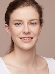 Clarins Skin Illusion Foundation SPF15 - Image 2 of 4