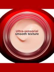 Clarins Super Restorative Day Cream for All Skin Types - Image 2 of 5