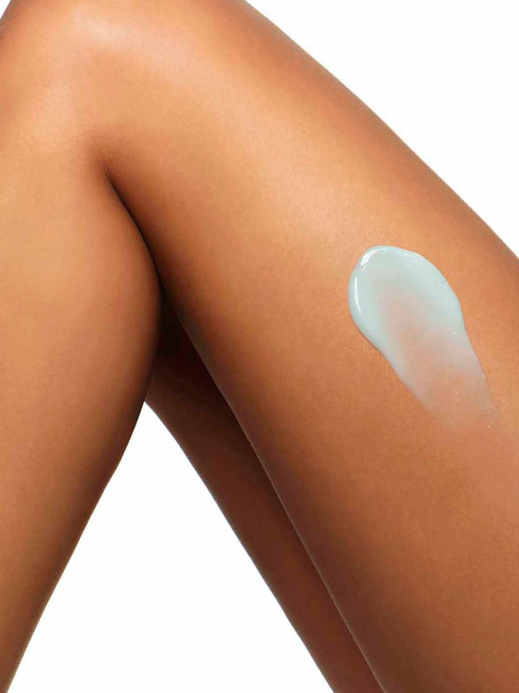 Clarins Body Firming Gel 150ml - Image 3 of 3