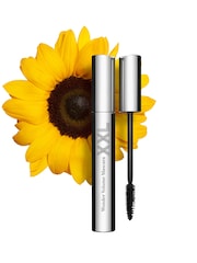 Clarins 01 Extreme Black Wonder Volume XXL Mascara - Image 3 of 4